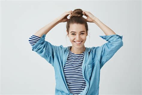 974 Girl Pulling Rope Stock Photos & High